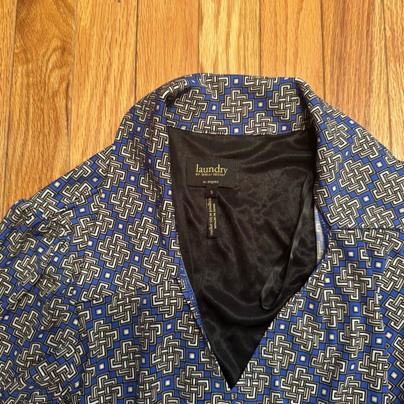 Blue Patterned Wrap Dress - Picture 4 of 4